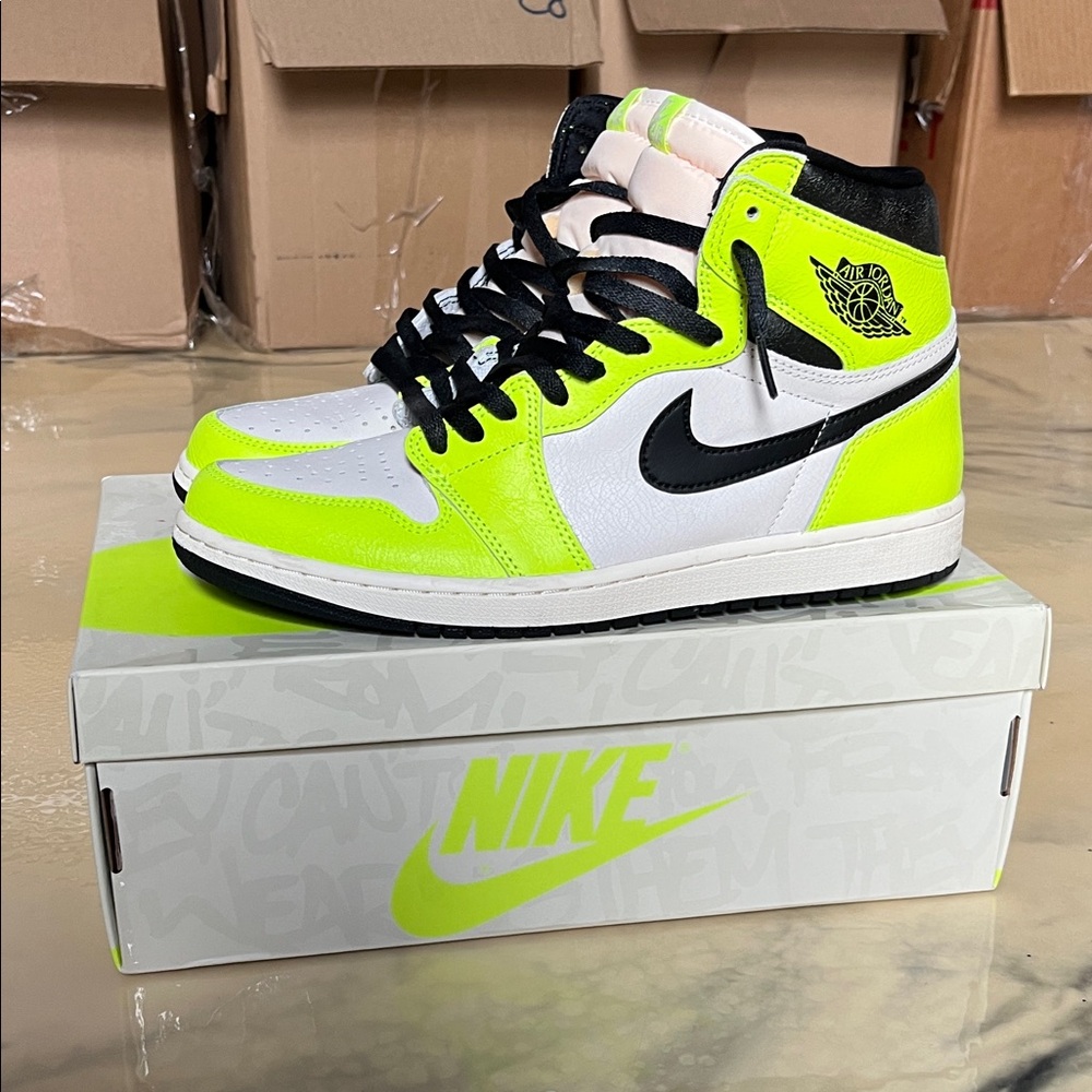 Nike Air Jordan 1 High OG Visionaire